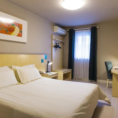 Jinjiang Inn Zhengzhou Wanda Plaza Huashan Road Bagian luar foto